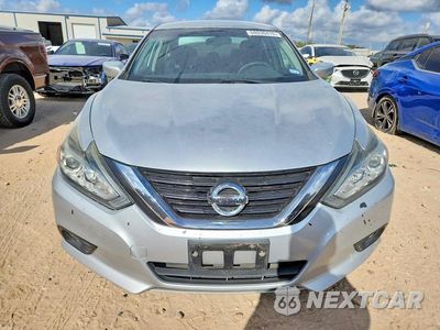 Piąte zdjęcie samochodu w środku: 2018 NISSAN ALTIMA 2.5 SV VIN:1N4AL3AP6JC214330 - miniatura