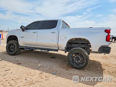 Drugie zdjęcie samochodu z przodu: 2020 CHEVROLET SILVERADO K1500 LT VIN:1GCUYDED8LZ190322 - miniatura