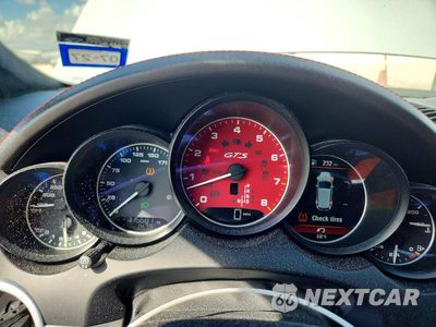 Zdjęcie 9 z 12 samochodu: 2016 PORSCHE CAYENNE GTS VIN:WP1AD2A26GLA79489 - miniatura