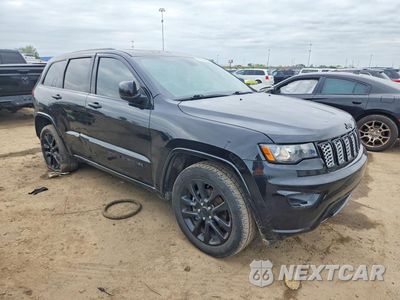 Czwarte zdjęcie samochodu z boku: 2019 JEEP GRAND CHEROKEE LAREDO VIN:1C4RJEAG7KC572312 - miniatura