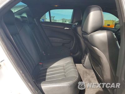 Zdjęcie 10 z 13 samochodu: 2015 CHRYSLER 300 S VIN:2C3CCABG9FH922165 - miniatura