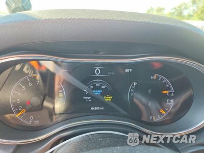 Zdjęcie 9 z 13 samochodu: 2019 JEEP GRAND CHEROKEE LIMITED VIN:1C4RJFBG2KC774995 - miniatura
