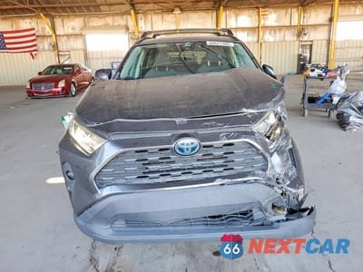 Piąte zdjęcie samochodu w środku: 2020 TOYOTA RAV4 HYBRID XLE VIN:4T3R6RFV8LU004388 - miniatura