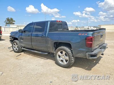 Drugie zdjęcie samochodu z przodu: 2017 CHEVROLET SILVERADO LT VIN:3GCUKRECXHG253014 - miniatura