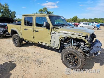 Czwarte zdjęcie samochodu z boku: 2025 JEEP GLADIATOR SPORT VIN:1C6PJTAG2SL544405 - miniatura