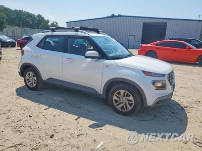 Czwarte zdjęcie samochodu z boku: 2020 HYUNDAI VENUE SEL VIN:KMHRC8A39LU033044 - miniatura