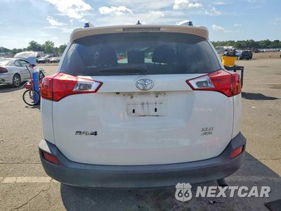 Zdjęcie 6 z 13 samochodu: 2015 TOYOTA RAV4 XLE VIN:JTMRFREV7FD114318 - miniatura