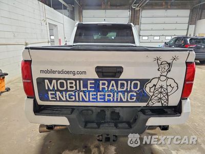 Zdjęcie 6 z 12 samochodu: 2024 TOYOTA TACOMA SR5 VIN:3TMKB5FN4RM003710 - miniatura