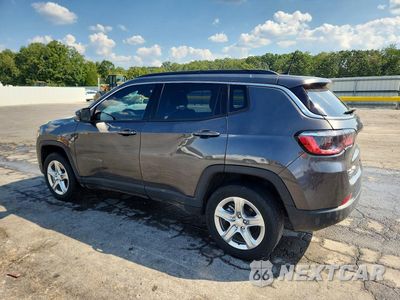Drugie zdjęcie samochodu z przodu: 2023 JEEP COMPASS LATITUDE VIN:3C4NJDBN9PT533478 - miniatura