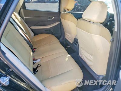 Zdjęcie 10 z 13 samochodu: 2025 HYUNDAI SONATA HYBRID SEL VIN:KMHL34JJ1SA120739 - miniatura