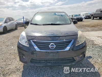 Piąte zdjęcie samochodu w środku: 2012 NISSAN VERSA 1.6 S VIN:3N1CN7AP0CL823072 - miniatura