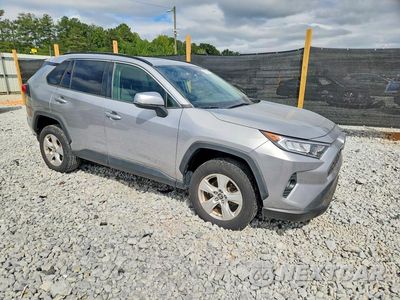 Czwarte zdjęcie samochodu z boku: 2019 TOYOTA RAV4 XLE VIN:2T3W1RFV0KC018609 - miniatura