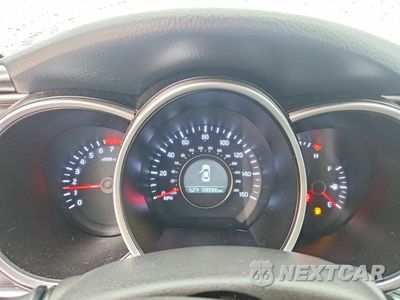 Zdjęcie 9 z 12 samochodu: 2014 KIA OPTIMA LX VIN:KNAGM4A76E5484544 - miniatura