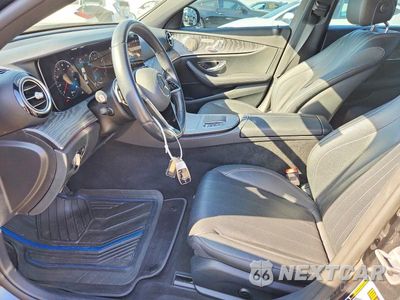 Zdjęcie 7 z 12 samochodu: 2021 MERCEDES-BENZ E 350 VIN:W1KZF8DB6MA971199 - miniatura