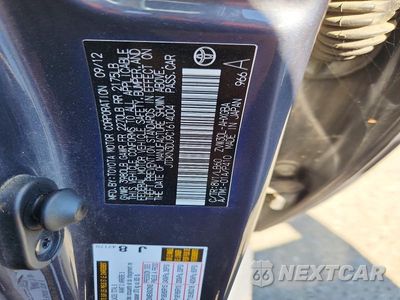 Zdjęcie 12 z 12 samochodu: 2012 TOYOTA PRIUS FOUR VIN:JTDKN3DU9C1614004 - miniatura