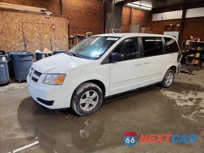 2010 DODGE GRAND CARAVAN SE 2D4RN4DE2AR332795 - główne zdjęcie licytacji z USA - miniatura