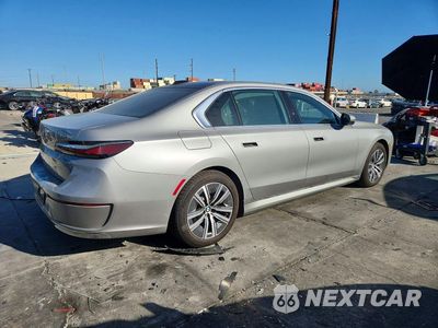 Trzecie zdjęcie samochodu z tyłu: 2024 BMW I7 EDRIVE50 VIN:WBY43EJ04RCS76275 - miniatura