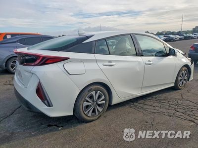 Trzecie zdjęcie samochodu z tyłu: 2017 TOYOTA PRIUS PRIME PREMIUM VIN:JTDKARFPXH3024587 - miniatura