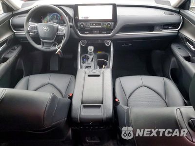 Zdjęcie 8 z 13 samochodu: 2026 TOYOTA GRAND HIGHLANDER HYBRID XLE VIN:5TDACAB52TS104971 - miniatura