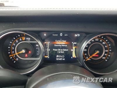 Zdjęcie 9 z 13 samochodu: 2021 JEEP WRANGLER UNLIMITED SAHARA VIN:1C4HJXEG7MW585905 - miniatura