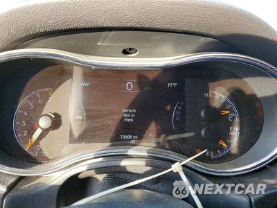 Zdjęcie 9 z 13 samochodu: 2018 JEEP GRAND CHEROKEE LAREDO VIN:1C4RJFAGXJC355969 - miniatura