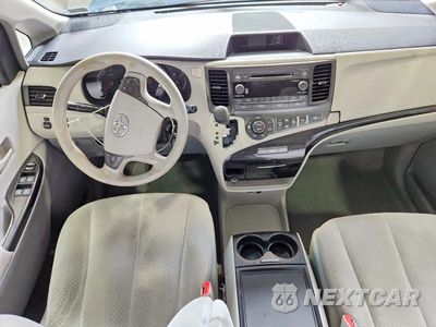 Zdjęcie 8 z 13 samochodu: 2014 TOYOTA SIENNA LE VIN:5TDKK3DC4ES442728 - miniatura