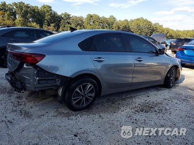 Trzecie zdjęcie samochodu z tyłu: 2024 KIA FORTE LXS VIN:3KPF24AD5RE781681 - miniatura