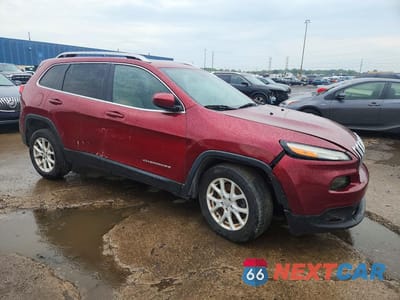 Czwarte zdjęcie samochodu z boku: 2016 JEEP CHEROKEE LATITUDE VIN:1C4PJMCB2GW254400 - miniatura