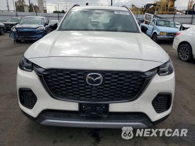 Piąte zdjęcie samochodu w środku: 2025 MAZDA CX-70 PREMIUM PLUS VIN:JM3KJEHA6S1128926 - miniatura