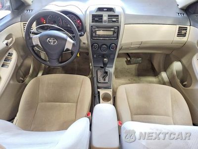 Zdjęcie 8 z 12 samochodu: 2012 TOYOTA COROLLA L VIN:2T1BU4EE6CC819419 - miniatura