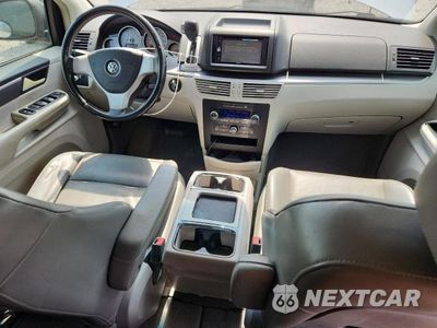 Zdjęcie 8 z 13 samochodu: 2009 VOLKSWAGEN ROUTAN SEL VIN:2V8HW54X09R511009 - miniatura
