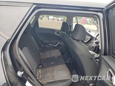 Zdjęcie 10 z 12 samochodu: 2022 KIA SOUL LX VIN:KNDJ23AU6N7177183 - miniatura