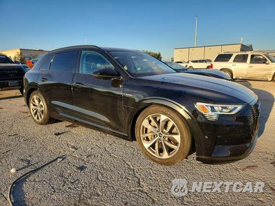 Czwarte zdjęcie samochodu z boku: 2021 AUDI E-TRON PREMIUM PLUS VIN:WA1LAAGE5MB036983 - miniatura