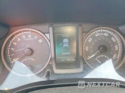 Zdjęcie 9 z 12 samochodu: 2016 TOYOTA TACOMA TRD SPORT VIN:3TMAZ5CN2GM013547 - miniatura