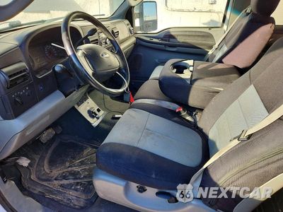 Zdjęcie 7 z 12 samochodu: 2005 FORD F250 SUPER DUTY VIN:1FTSX21P15EC08135 - miniatura