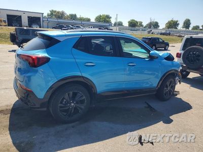 Trzecie zdjęcie samochodu z tyłu: 2025 BUICK ENCORE GX SPORT TOURING VIN:KL4AMDSL4SB005775 - miniatura