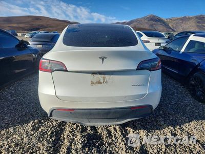 Zdjęcie 6 z 12 samochodu: 2023 TESLA MODEL Y VIN:7SAYGAEE3PF745641 - miniatura