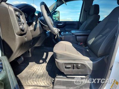 Zdjęcie 7 z 12 samochodu: 2022 CHEVROLET SILVERADO K2500 CUSTOM VIN:1GC1YME79NF362018 - miniatura