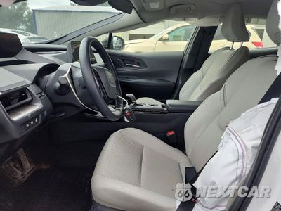 Zdjęcie 7 z 12 samochodu: 2024 TOYOTA PRIUS XLE VIN:JTDADABU3R3024917 - miniatura