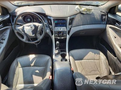 Zdjęcie 8 z 12 samochodu: 2013 HYUNDAI SONATA LIMITED VIN:5NPEC4AC3DH626406 - miniatura