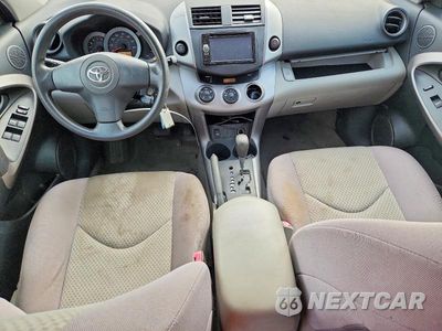 Zdjęcie 8 z 12 samochodu: 2008 TOYOTA RAV4 BASE VIN:JTMBK33V285047850 - miniatura