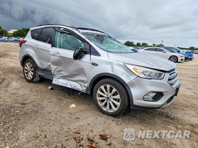 Czwarte zdjęcie samochodu z boku: 2019 FORD ESCAPE SEL VIN:1FMCU9HD0KUA57254 - miniatura