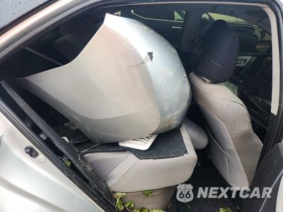 Zdjęcie 10 z 12 samochodu: 2015 TOYOTA COROLLA LE PLUS VIN:5YFBURHE6FP328717 - miniatura