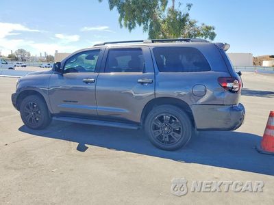Drugie zdjęcie samochodu z przodu: 2018 TOYOTA SEQUOIA TRD SPORT VIN:5TDBY5G18JS158520 - miniatura