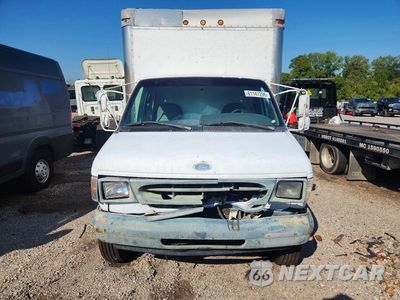 Piąte zdjęcie samochodu w środku: 1998 FORD E350 BOX TRUCK VIN:1FDWE37L6WHB72262 - miniatura