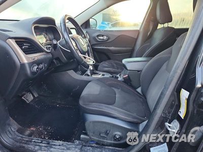 Zdjęcie 7 z 12 samochodu: 2015 JEEP CHEROKEE LATITUDE VIN:1C4PJLCB1FW531708 - miniatura