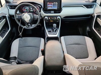 Zdjęcie 8 z 13 samochodu: 2021 TOYOTA RAV4 XLE VIN:2T3W1RFV3MC097602 - miniatura