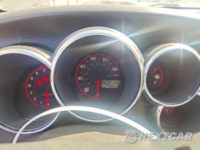 Zdjęcie 9 z 12 samochodu: 2006 TOYOTA MATRIX BASE VIN:2T1KR32E46C620986 - miniatura