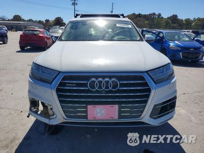 Piąte zdjęcie samochodu w środku: 2018 AUDI Q7 PRESTIGE VIN:WA1VAAF77JD011997 - miniatura
