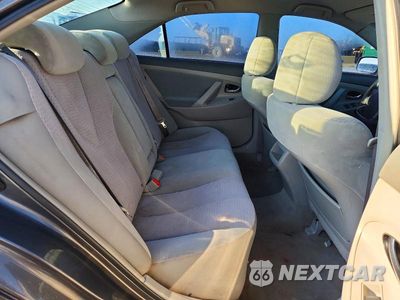 Zdjęcie 10 z 12 samochodu: 2010 TOYOTA CAMRY LE VIN:4T4BF3EK5AR011252 - miniatura